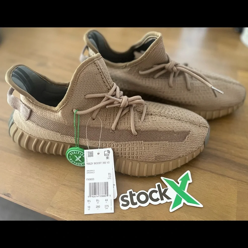 Yeezy 350 v2 Earth - Picture 1 of 2
